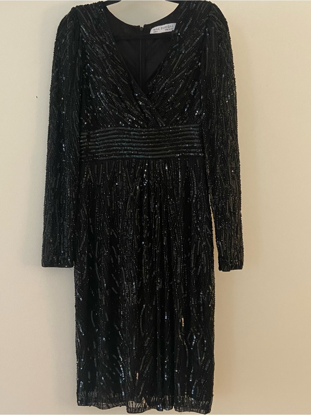 Mac Duggal Black Cocktail Dress Size 4 Embellished Beaded Long Sleeve Formal